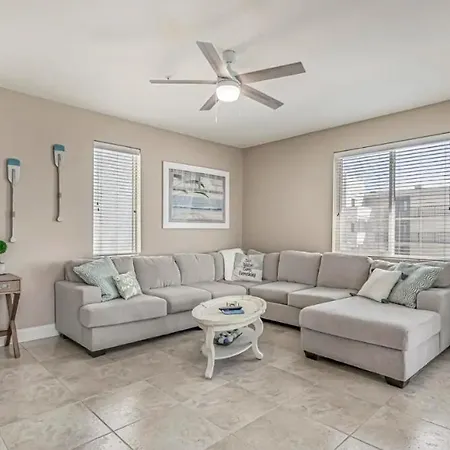 Stunning Ocean Breeze Luxury Villas 4D-Across The Street From The Ocean! Sleeps 10 Guests!-2